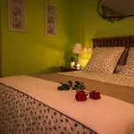 Casa Ceferinos * 무히아